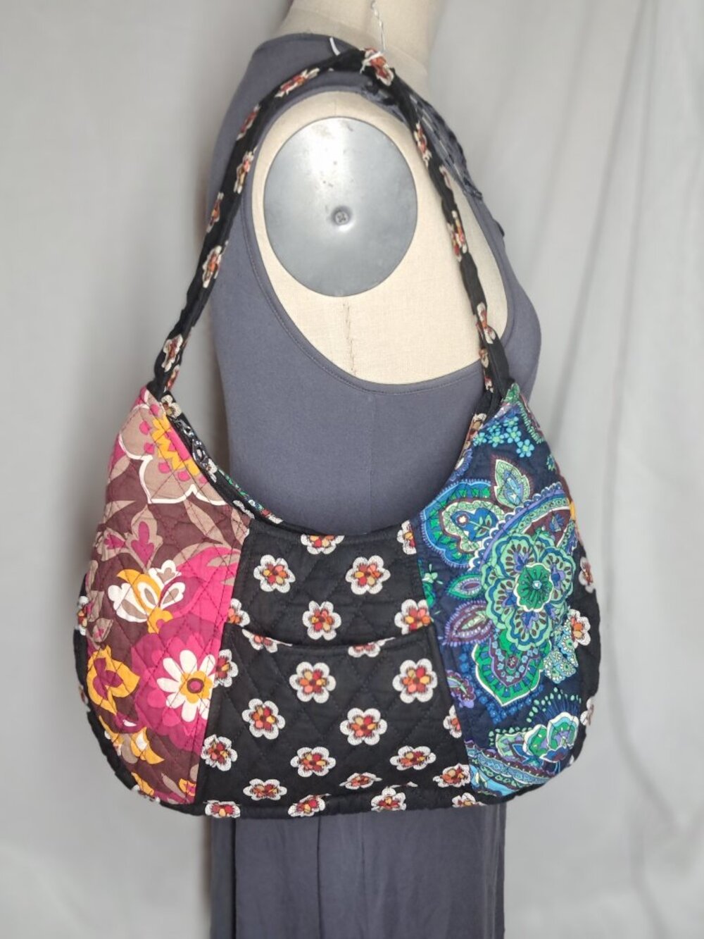 Vera Bradley Pirouette Patchwork Rhapsody Hobo Floral Purse 2009